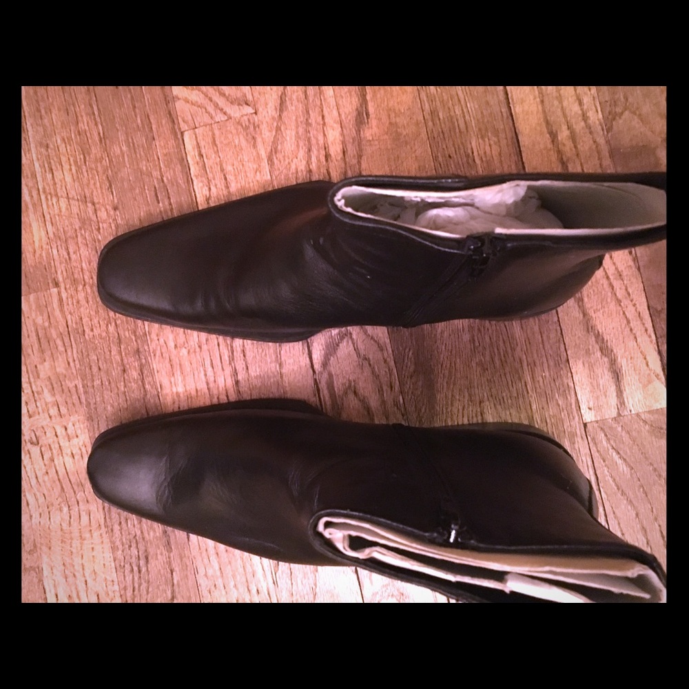 New Men's Real Leather Black Boots.